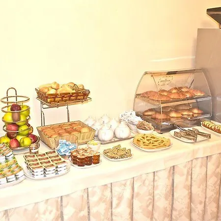 Hotel Nuovo Centro 2*