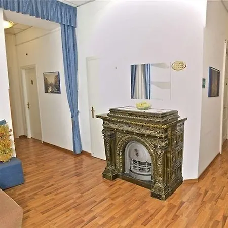 Nuovo Centro Трієст