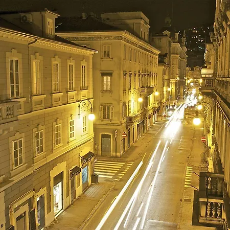 Nuovo Centro Готель Трієст
